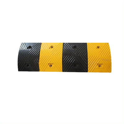 comprar Bump de caucho de carretera ISO Buena dureza Negro Amarillo Bump de velocidad para carretera Fabricación en línea
