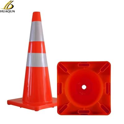 comprar Cone de tráfico de PVC de color naranja flexible para una advertencia efectiva Fabricación en línea