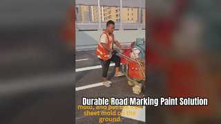 Marcado de flechas de precisión con pintura termoplástica para señalización vial | Solución duradera de seguridad vial